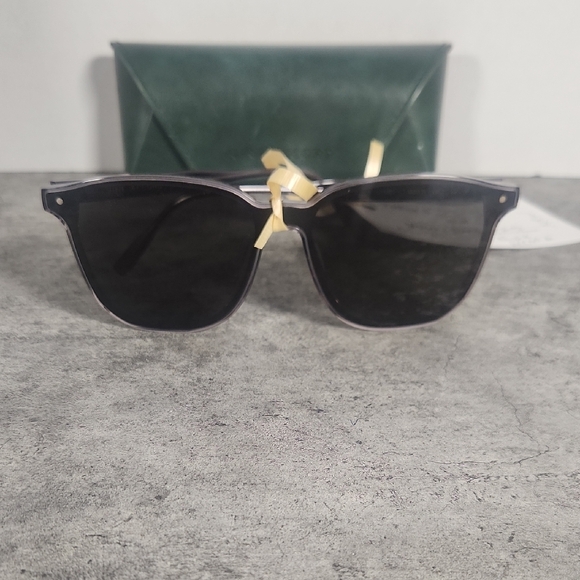 Nine Accord Stylish Black Sunglasses